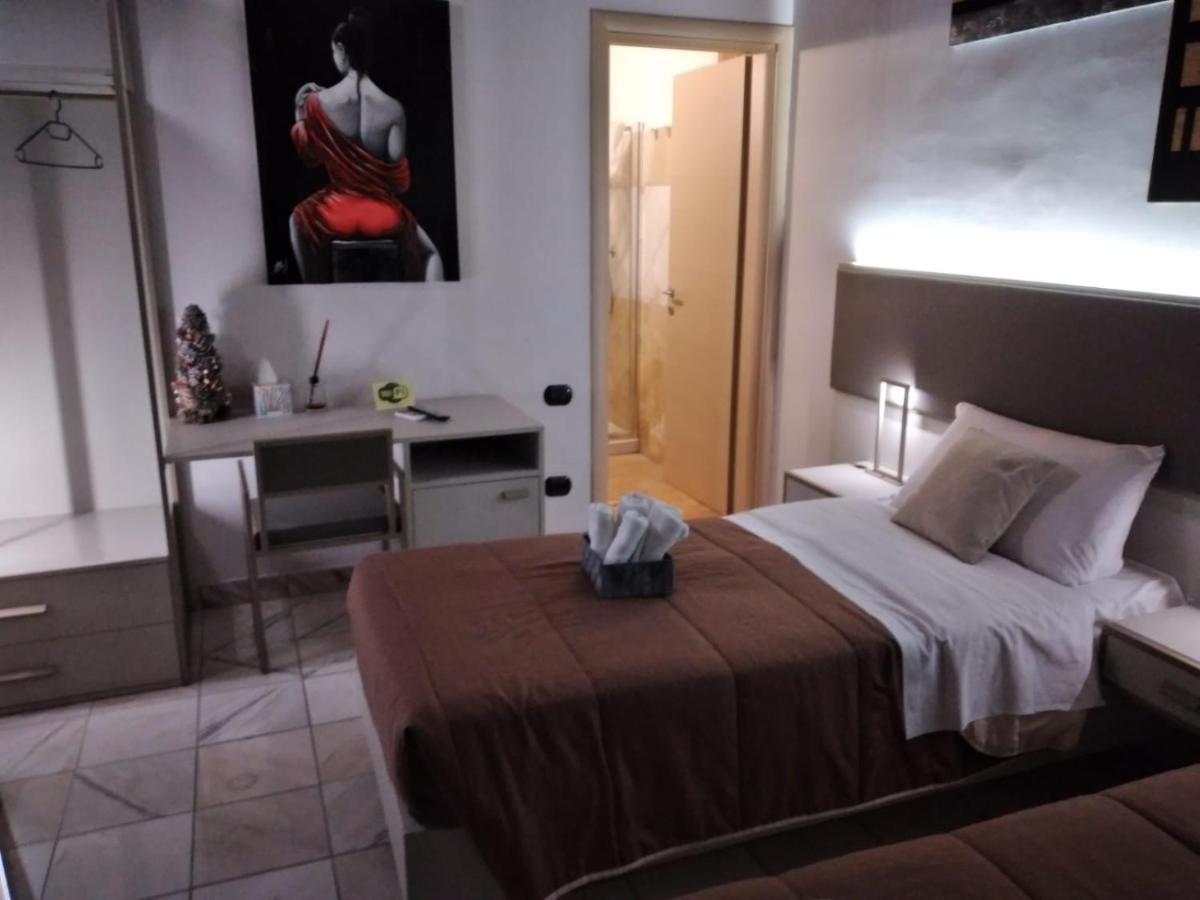 Rainbow Sweet Rooms Valmontone Extérieur photo