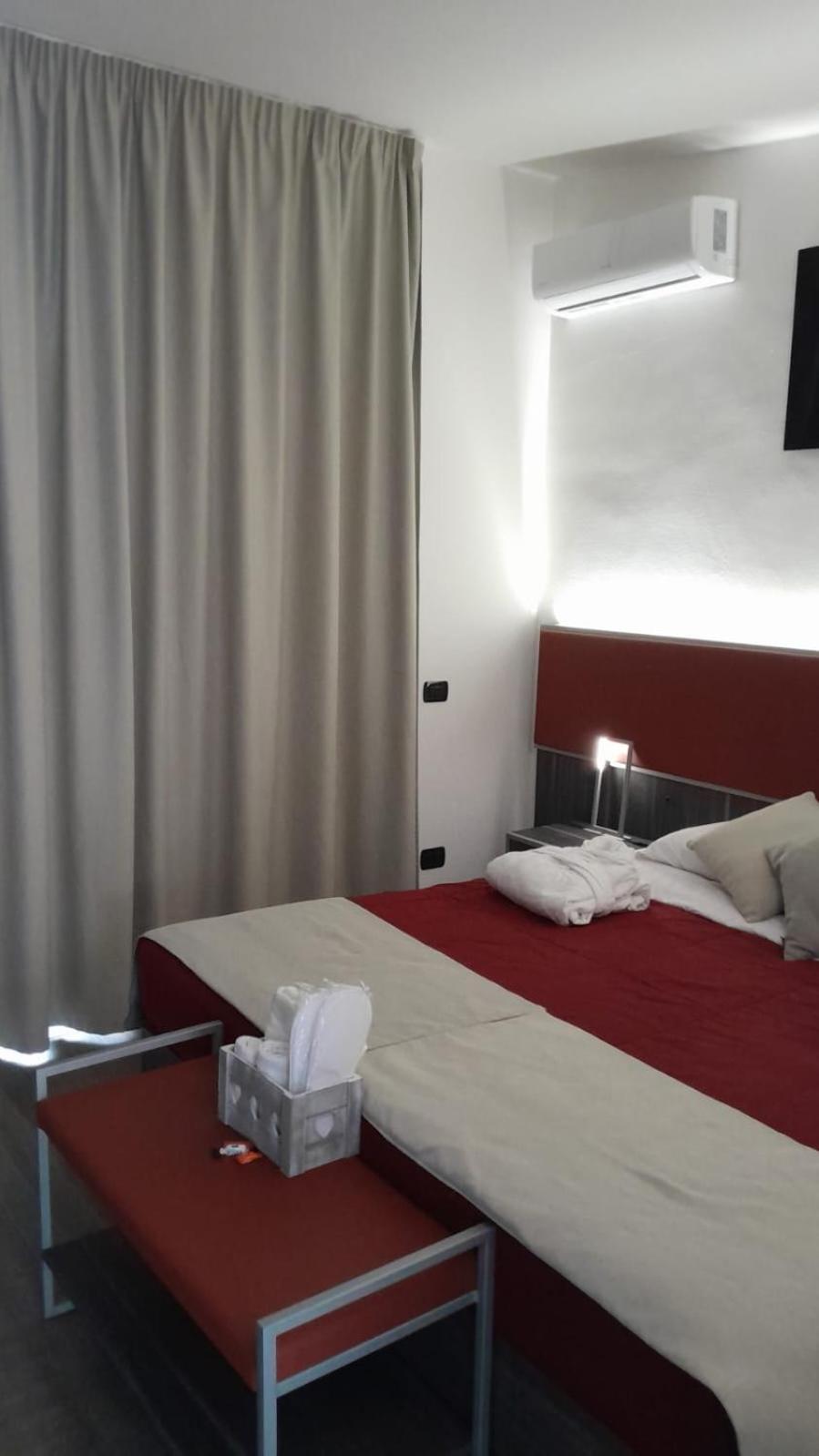Rainbow Sweet Rooms Valmontone Extérieur photo